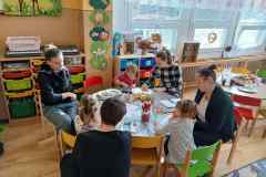 d0ee9c4f-121d-41f8-bb6c-718ef75b1f1b