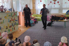 77383387-1702-4600-b717-51094a9b9b60